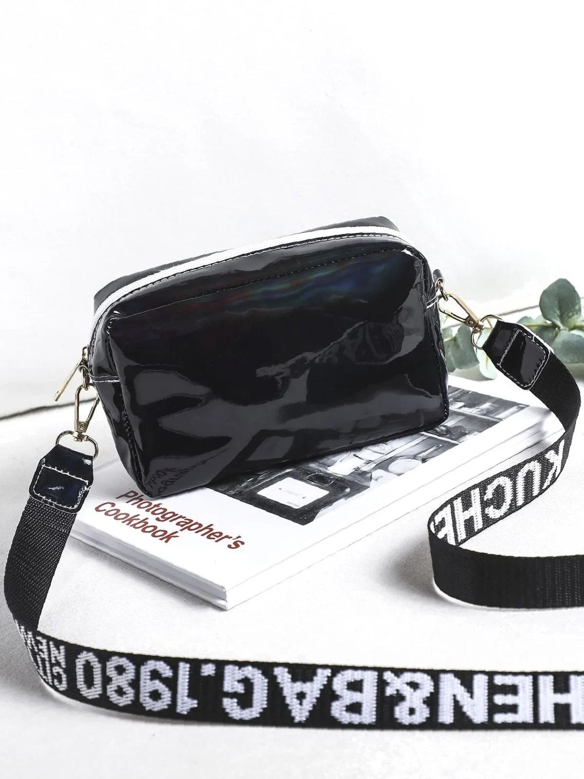 Olivia Mark Letter Graphic Crossbody Bag Crossbody Mujer Olivia